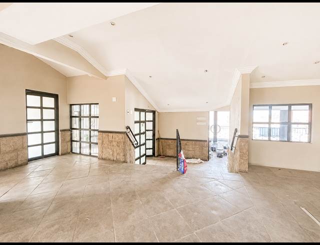 516M² CO-WORKING SPACE TO LET IN BEREA WEST