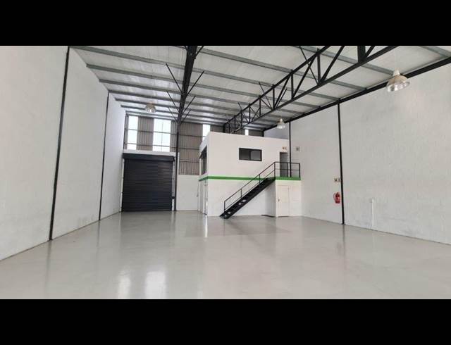 245M² WAREHOUSE TO LET IN RIVERGATE