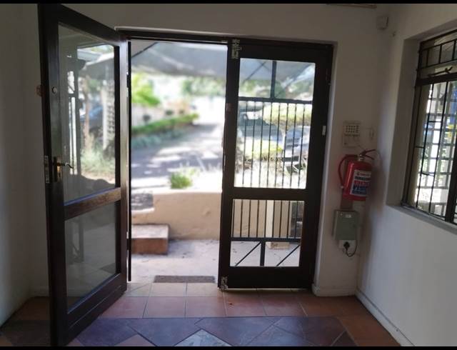 65M² OFFICE TO LET IN SONHEUWEL