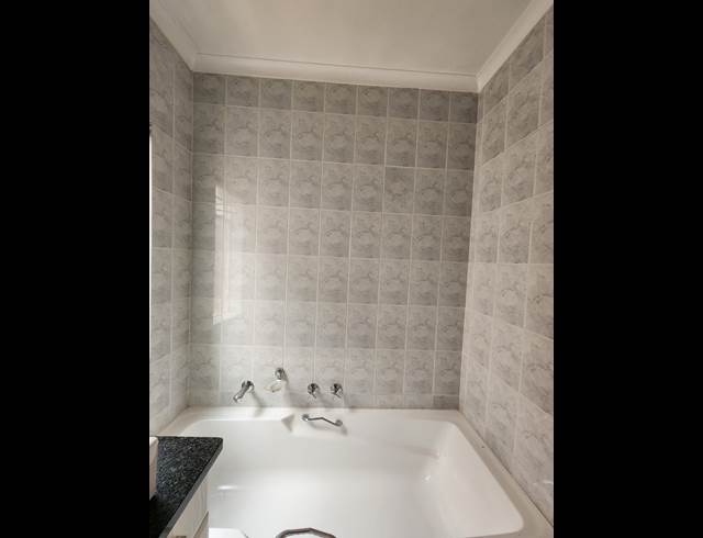 3 bed property to rent in MAGALIESSIG