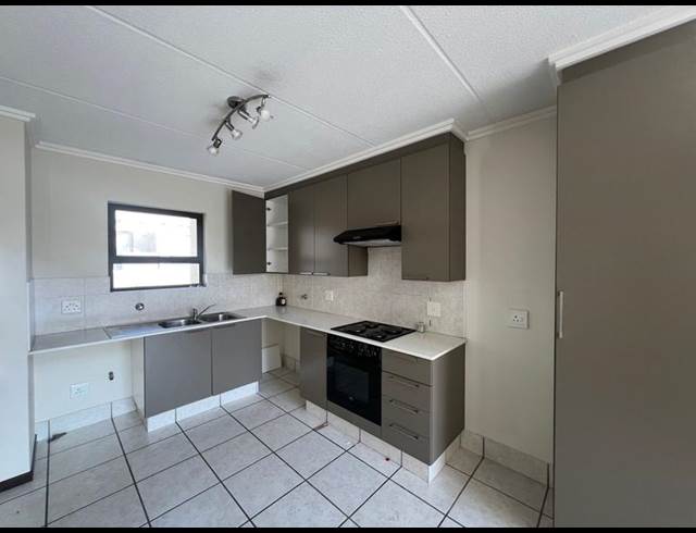 2 BEDROOM PROPERTY TO RENT IN PAULSHOF
