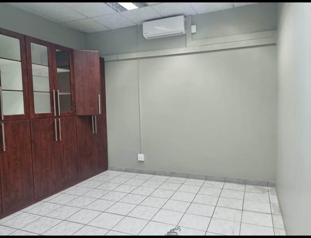 101M² OFFICE TO LET IN NELSPRUIT CENTRAL