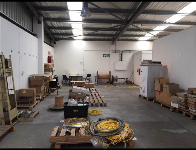 758M² FACTORY TO LET IN AIRPORT INDUSTRIA