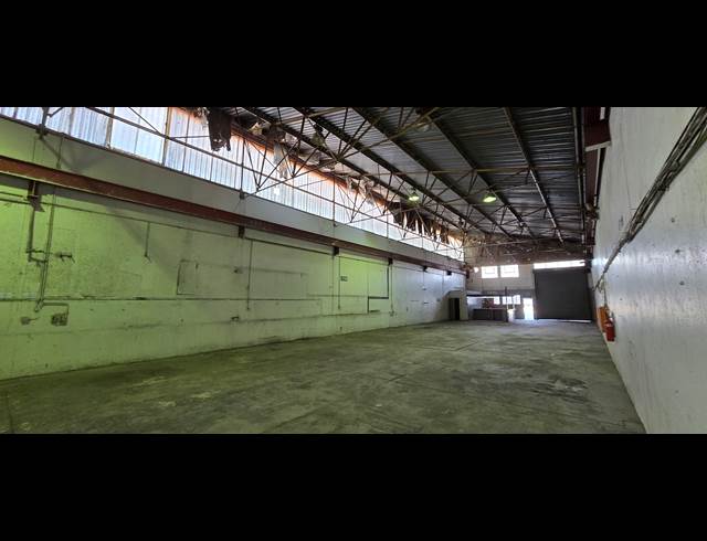 580M² MINI FACTORY TO LET IN STORMILL