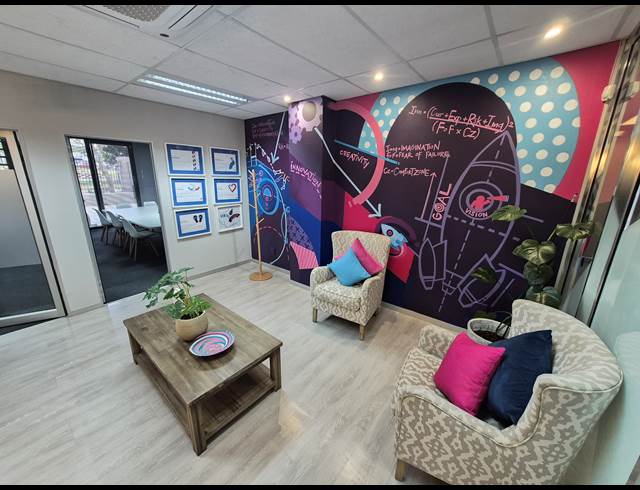 412M² OFFICE TO LET IN GREENSTONE HILL