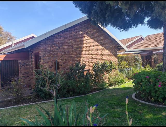 1 BEDROOM RETIREMENT UNIT TO LET IN EDEN GLEN