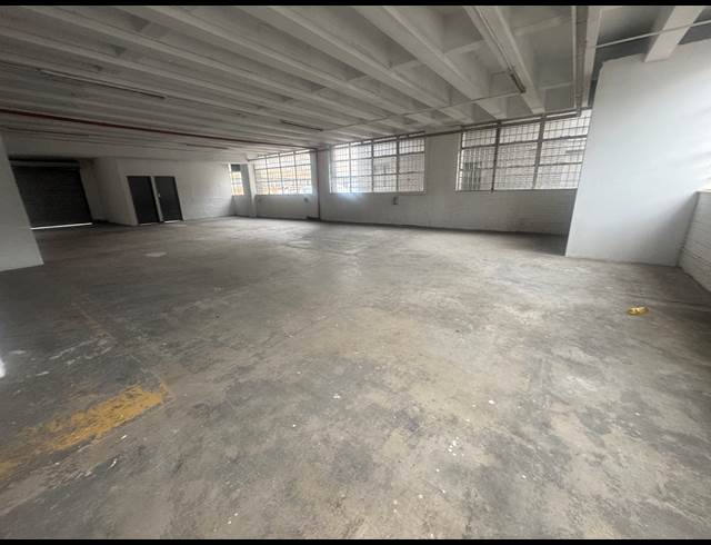 413M² WAREHOUSE TO LET IN WYNBERG