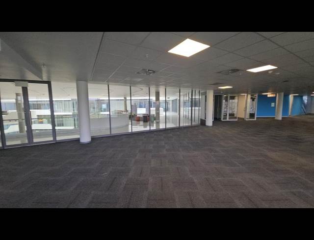 BUSINESS PROPERTY TO RENT IN WATERFALL