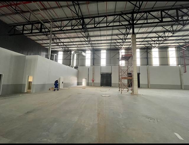 2,500M² WAREHOUSE TO LET IN GOSFORTH PARK