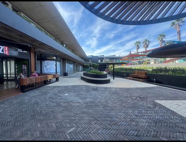 22M² RETAIL TO LET IN BALLITO CENTRAL