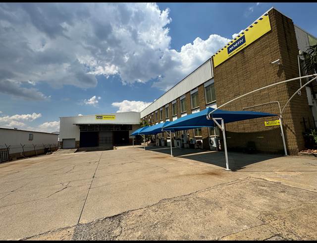 2,501M² WAREHOUSE TO LET IN ISANDO