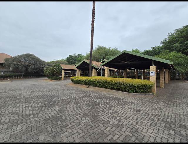 4,395M² OFFICE TO LET IN BEDFORDVIEW