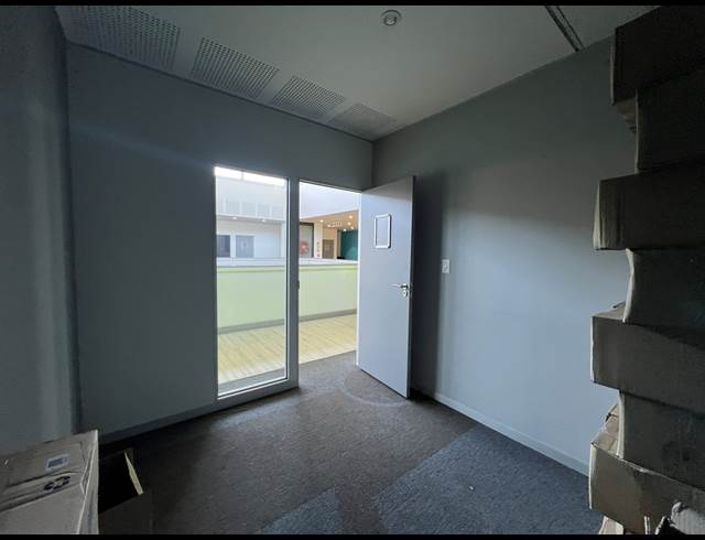 2,049.80M² OFFICE TO LET IN CENTURION CENTRAL