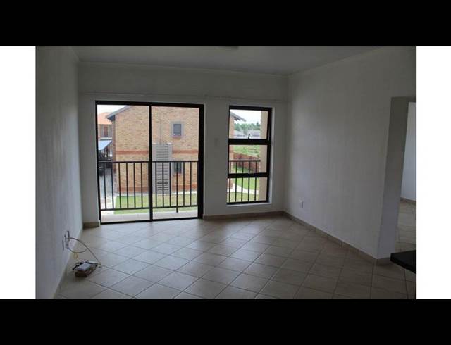 2 BEDROOM PROPERTY TO RENT IN LA HOFF