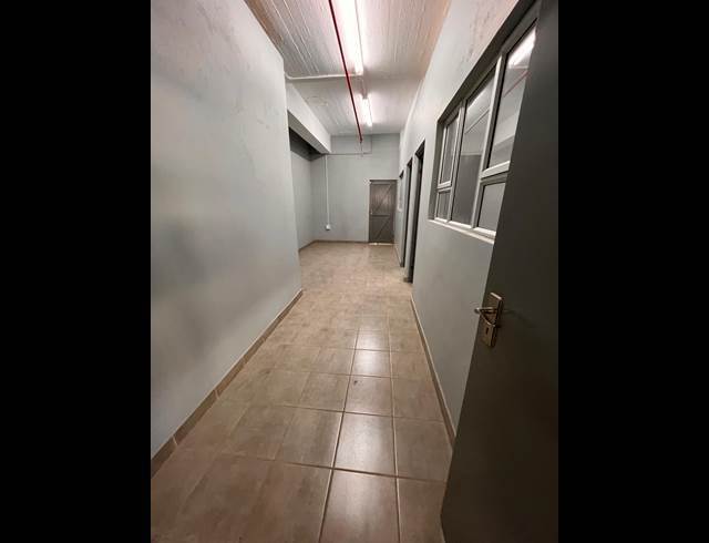 1,623M² WAREHOUSE TO LET IN CONGELLA