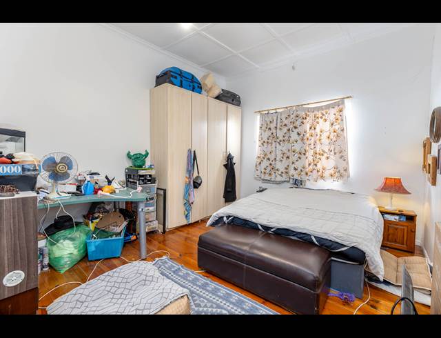2 BEDROOM HOUSE TO LET IN WALMER ESTATE