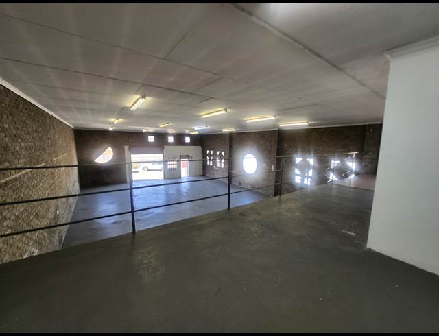 308M² WAREHOUSE TO LET IN BARBEQUE DOWNS