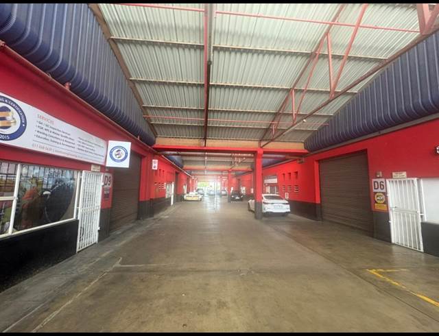 150M² WAREHOUSE TO LET IN STEELEDALE
