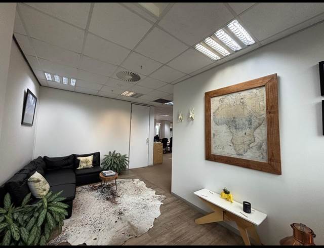 264M² OFFICE TO LET IN UMHLANGA RIDGE