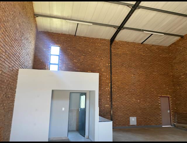 200M² OFFICE TO LET IN SUNDERLAND RIDGE