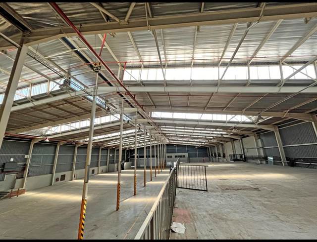 3,891M² WAREHOUSE TO LET IN KELVIN