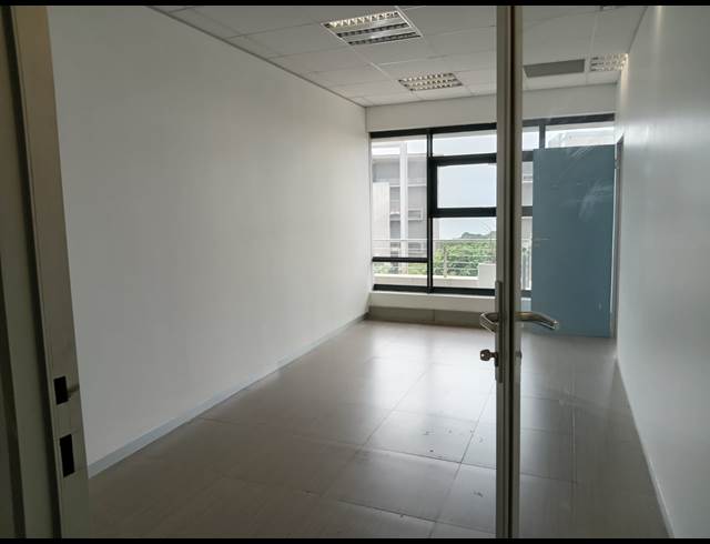 113M² OFFICE TO LET IN UMHLANGA RIDGE