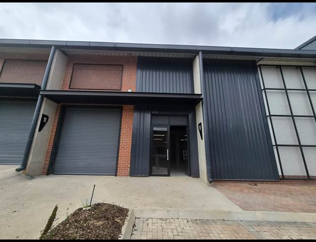 381.60M² WAREHOUSE TO LET IN RIVERSANDS