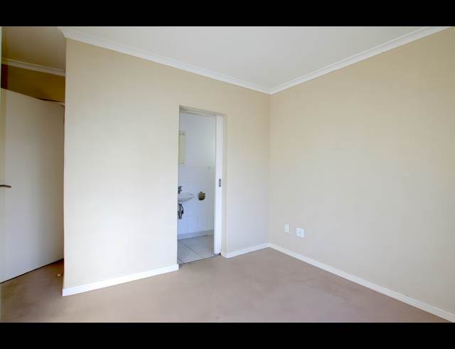 2 Bedroom Apartment Somerset Links