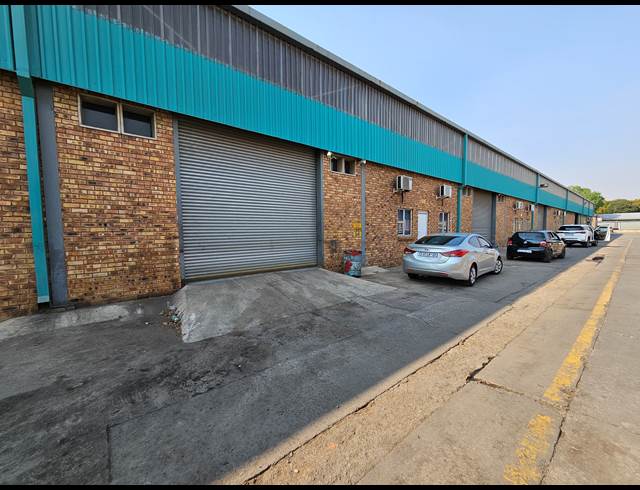 496M² FACTORY TO LET IN BOKSBURG EAST