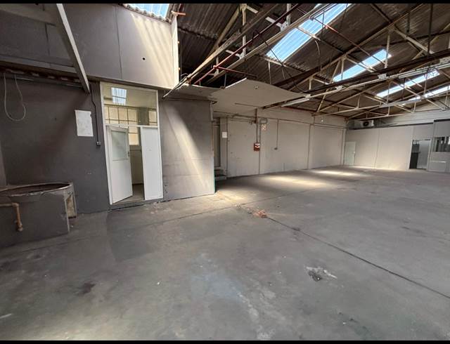 3,369M² WAREHOUSE TO LET IN EPPING INDUSTRIAL