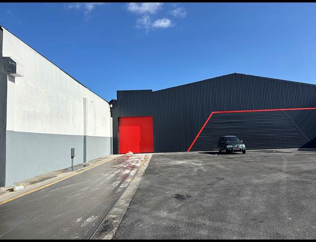 7,194M² WAREHOUSE TO LET IN EPPING INDUSTRIAL