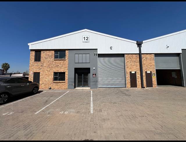 347M² WAREHOUSE TO LET IN STRIJDOMPARK