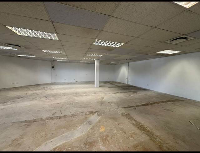 149.72M² RETAIL TO LET IN DURBANVILLE CENTRAL