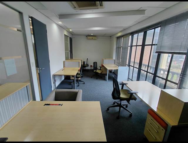 45M² OFFICE TO LET IN FOURWAYS