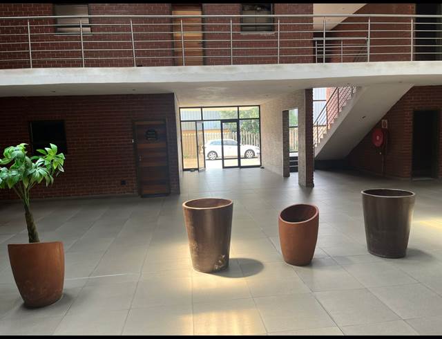 60M² OFFICE TO LET IN ORMONDE