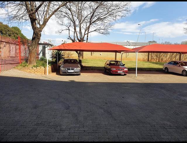 3,400M² WAREHOUSE TO LET IN SPARTAN