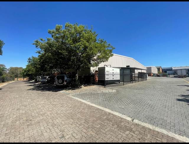 3,189M² WAREHOUSE TO LET IN RANDJESPARK