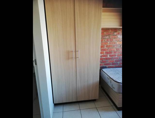 2 BEDROOM PROPERTY TO RENT IN DIE BULT