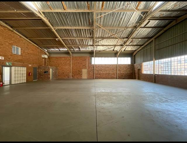 450M² WAREHOUSE TO LET IN HALFWAY HOUSE