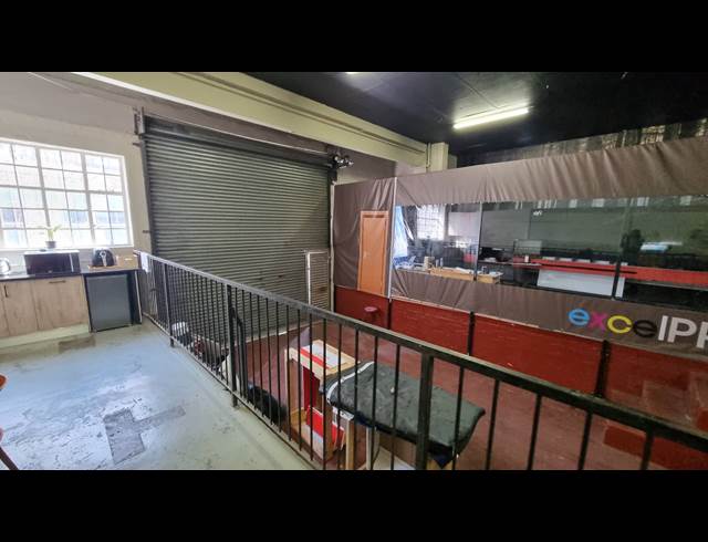 378M² WORKSHOP TO LET IN WOODSTOCK