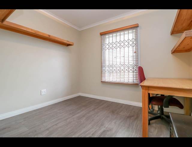 2 BEDROOM PROPERTY TO RENT IN STELLENBOSCH CENTRAL