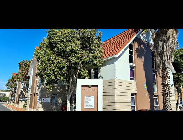 Office property to rent in N1 CITY