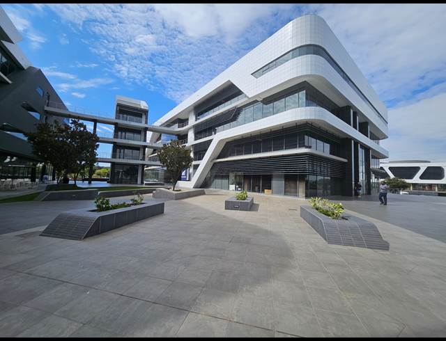 568M² OFFICE TO LET IN HIGHVELD