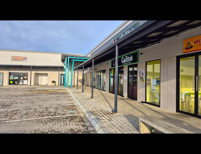 118M² RETAIL TO LET IN KAMAGUGU