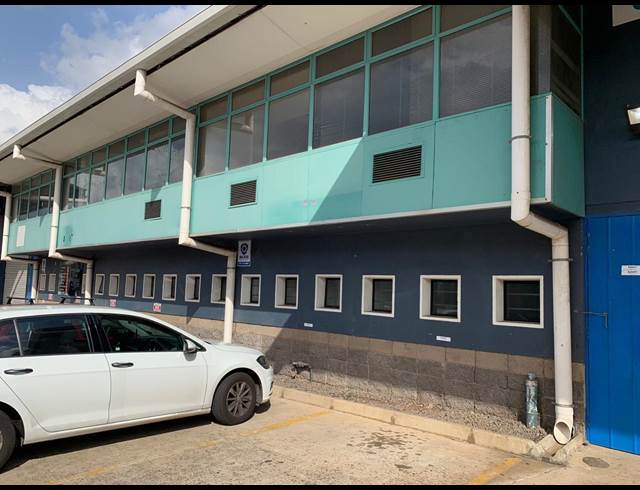 335M² WAREHOUSE TO LET IN RED HILL