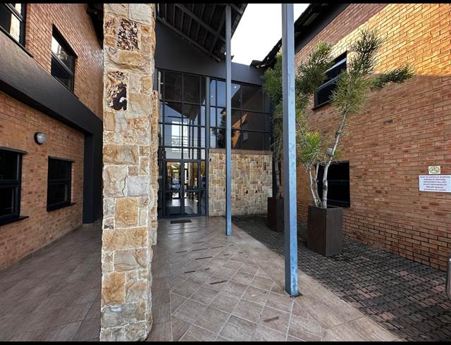 150M² OFFICE TO LET IN TIJGER VALLEI