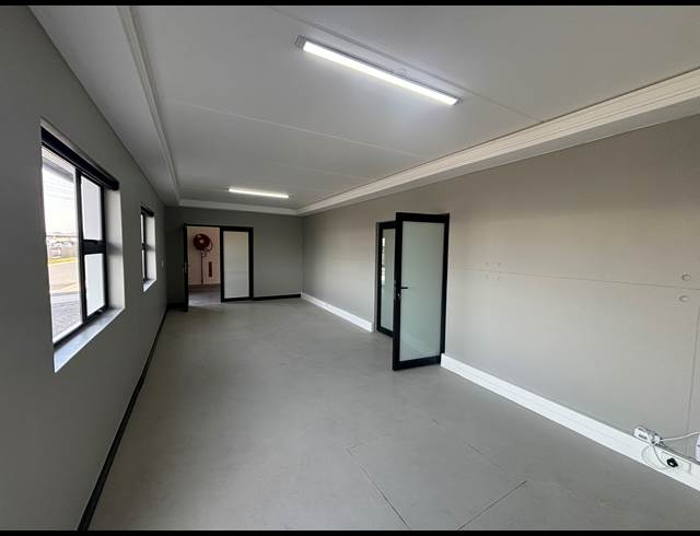 494M² WAREHOUSE TO LET IN FIRGROVE