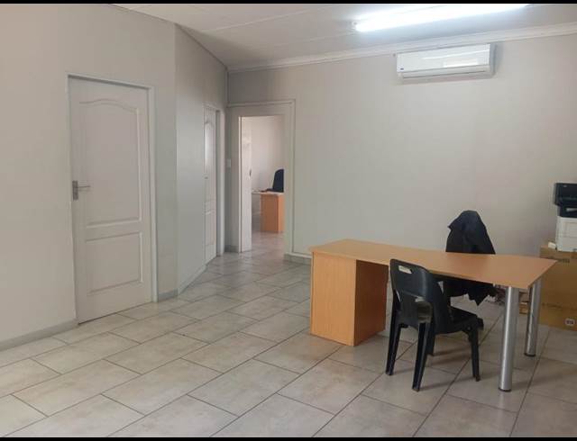 110M² OFFICE TO LET IN NELSPRUIT CENTRAL