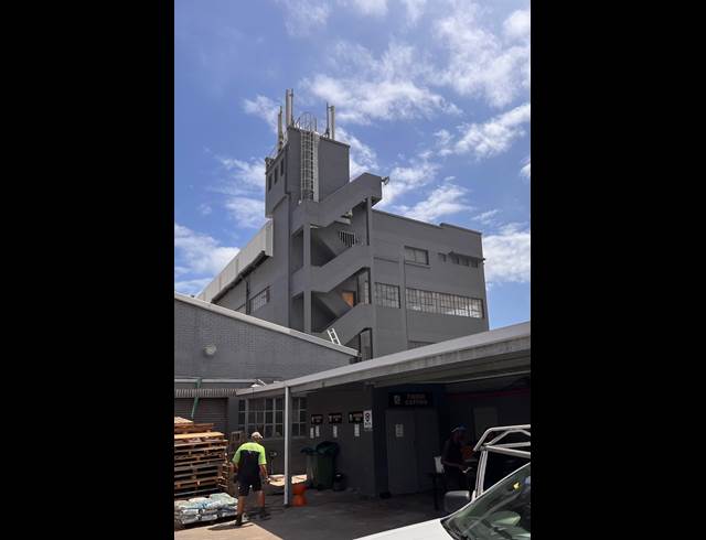 1,623M² WAREHOUSE TO LET IN CONGELLA