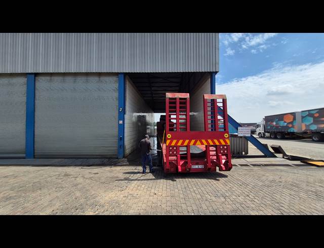 1,500M² FACTORY TO LET IN MOREHILL